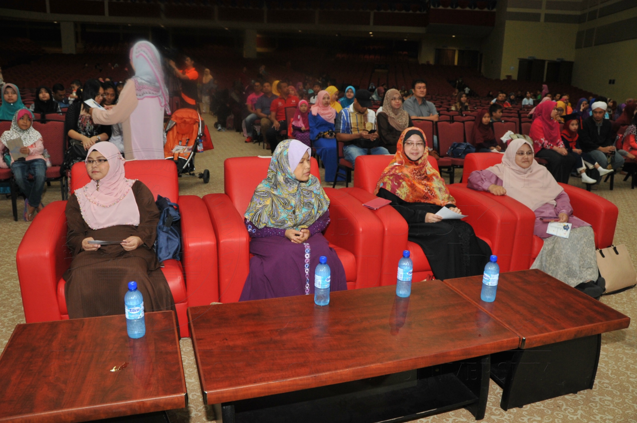 PRO15 163 KONVO HAS 0400